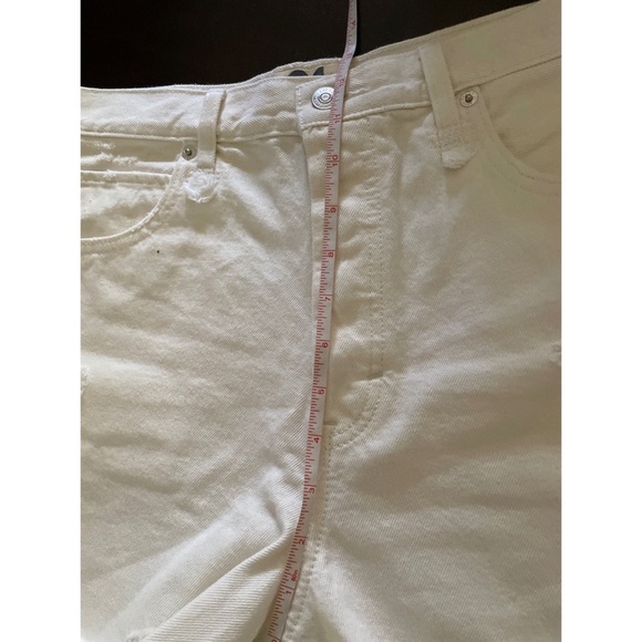 We The Free  Makai Jean Short(3 to 4 inch inseam; 12" front rise; Waist 32”) - Picture 12 of 14